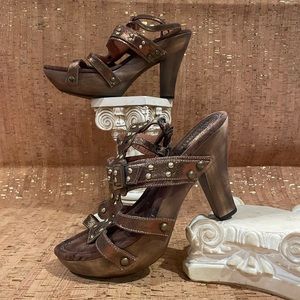 Atlantic Wood Platform High Heels Sandals